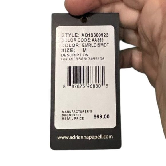 ADRIANNA PAPELL - NWT - SIZE MEDIUM - PRINT KNIT PLEATED TRAPEZE TOP BLOUSE B1 - Picture 7 of 12